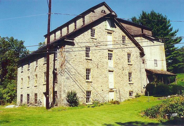 Lake Mill / Groff's Mill
