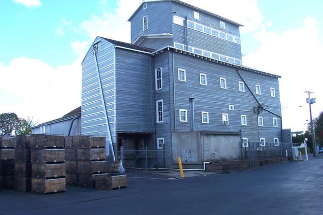 Valley Feed & Supply / Houck's Mill