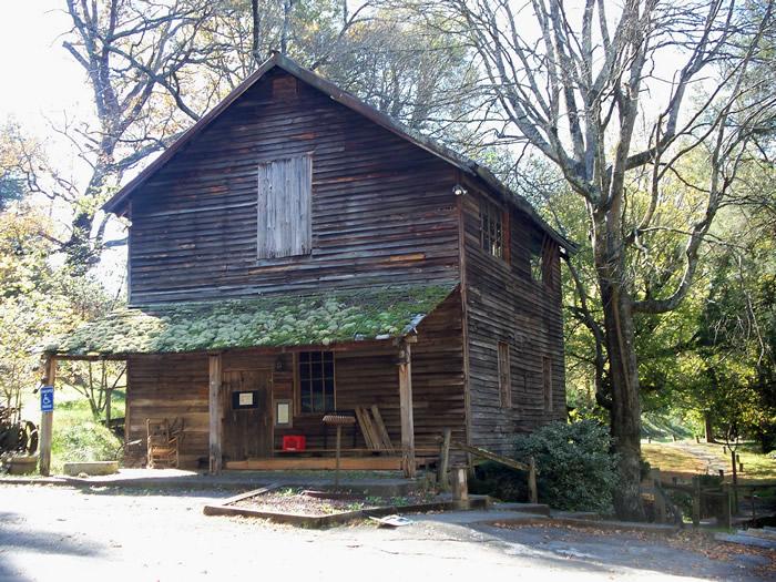Crosseyed Cricket Mill