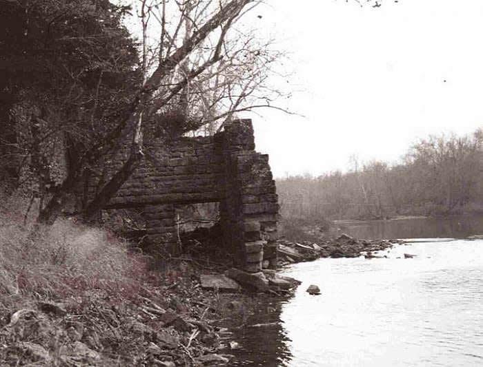 Heckmann's Mill aka Pryor's/Prior's Mill Ruins