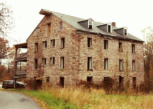 Old Stone Mill / Old Mill Inn