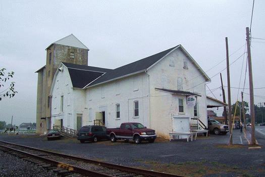 Hempfield Mills / Roots Country Market & Auction