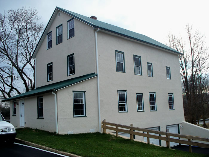Miles Mill