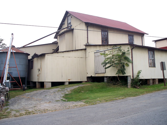 Boonville Flour & Feed