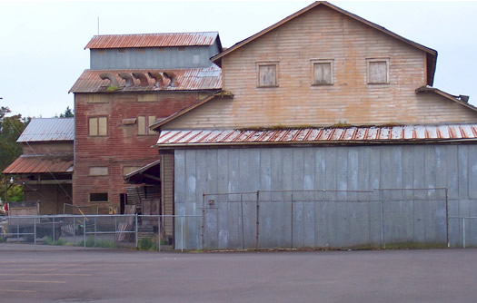 Dallas Feed & Seed, Inc / Old Mill Feed & Garden