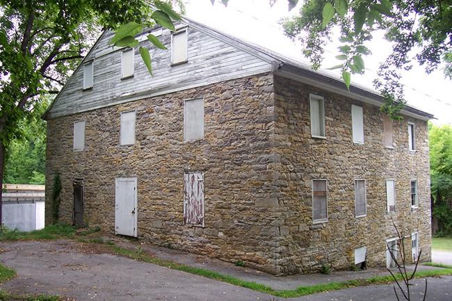 Bonny Brook Road Grist Mill & Distillery