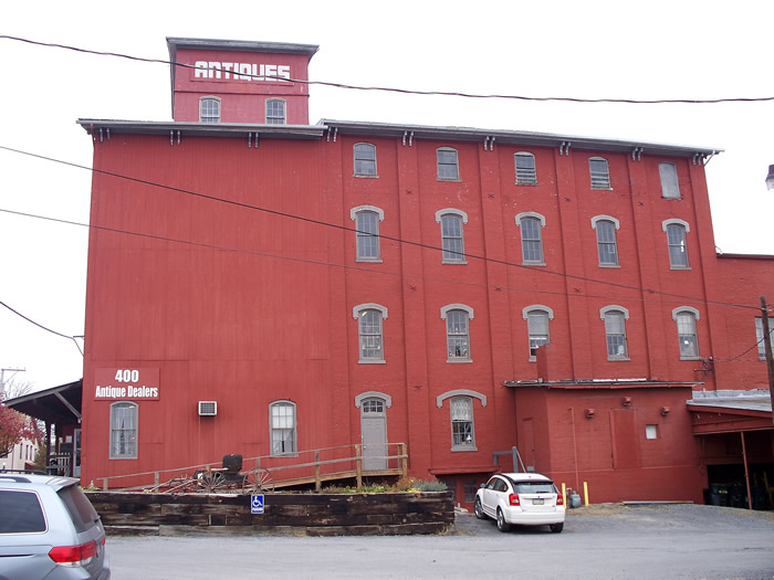 Buffalo Milling Co., Limited.  / The Roller Mills