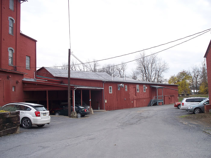 Buffalo Milling Co., Limited.  / The Roller Mills