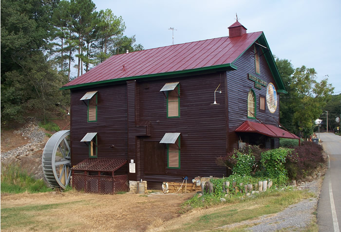 Mill Dale Mill / Miller's Millhouse / Hunnicut Mill